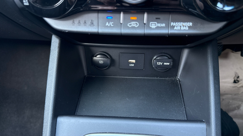 Hyundai Kona 1.0 TGDi 48V MHEV SE Connect 5dr Petrol Hatchback